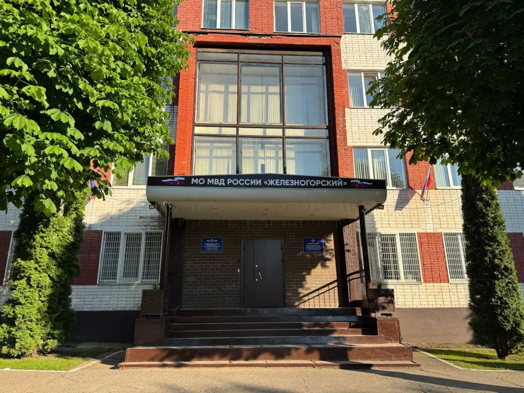 В Железногорске возбуждено уголовное дело по факту умышленного повреждения стекла автомобиля