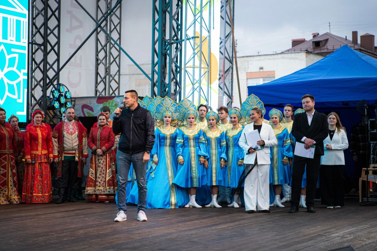 На Полугоре дан старт открытому Всероссийскому многожанровому фестивалю «Самоцветы»