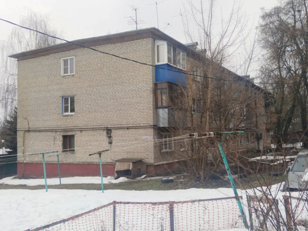 Подрядная организация завершила капитальный ремонт фасада МКД по адресу: г.Курск, ул. Зеленая, д.30А-1. Выполнены работы по утеплению стен дома, оштукатуриванию и окраске фасада, замене окон и дверей в местах общего...