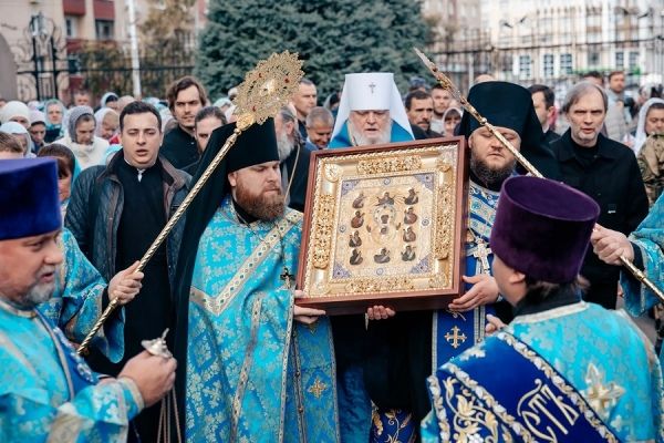 Икона «Знамение» вернулась в Курск