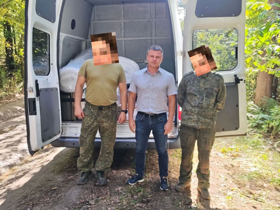 Коллектив УФК по Курской области оказал гуманитарную помощь военнослужащим