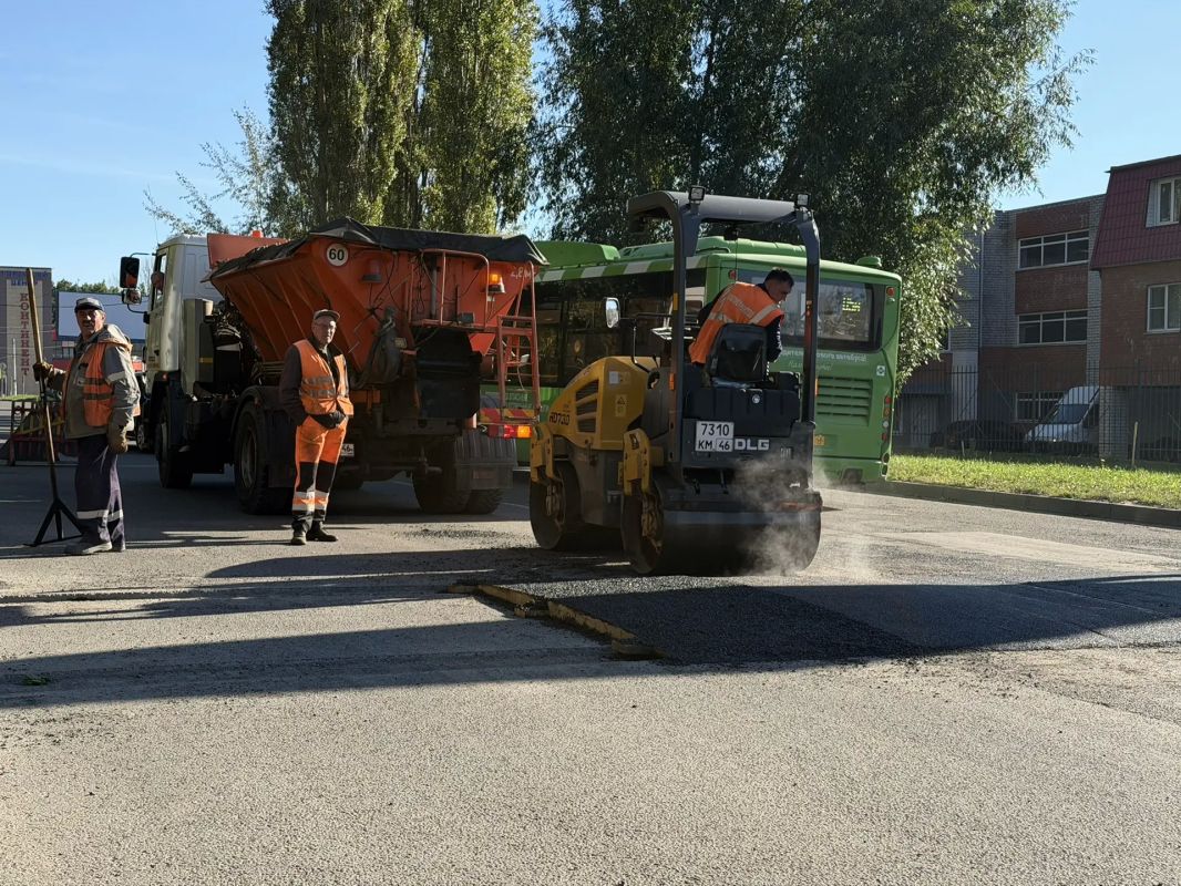 На улице Орловской устанавливают «лежачих полицейских»