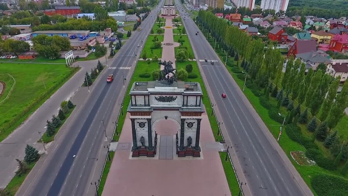 30 сентября отмечается День воссоединения Донецкой и Луганской народных республик, Запорожской и Херсонской областей с Россией