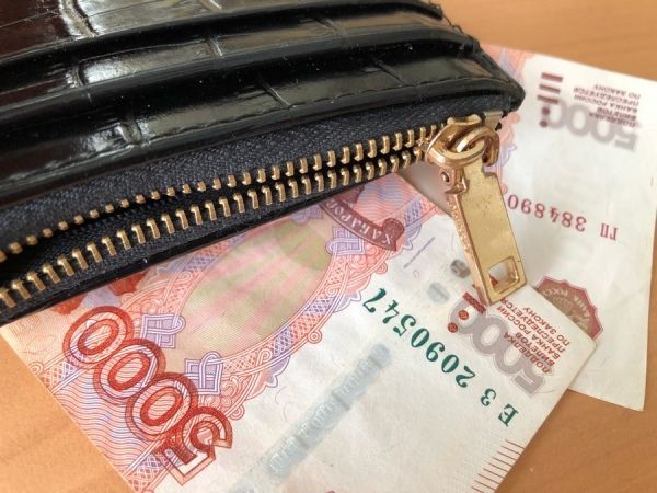 В Курске на 2,75 миллиона рублей оштрафовали подрядчика за работающих в парке иностранцев
