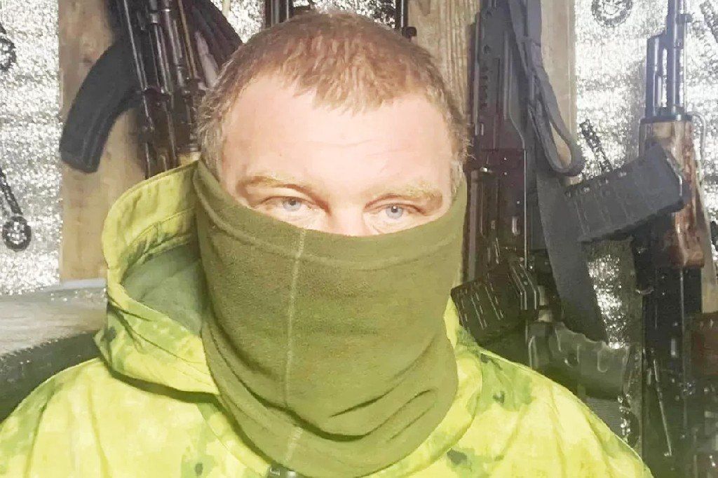 Крепкая позиция в топи. Разведчик выжил в болоте и водит бойцов на штурм