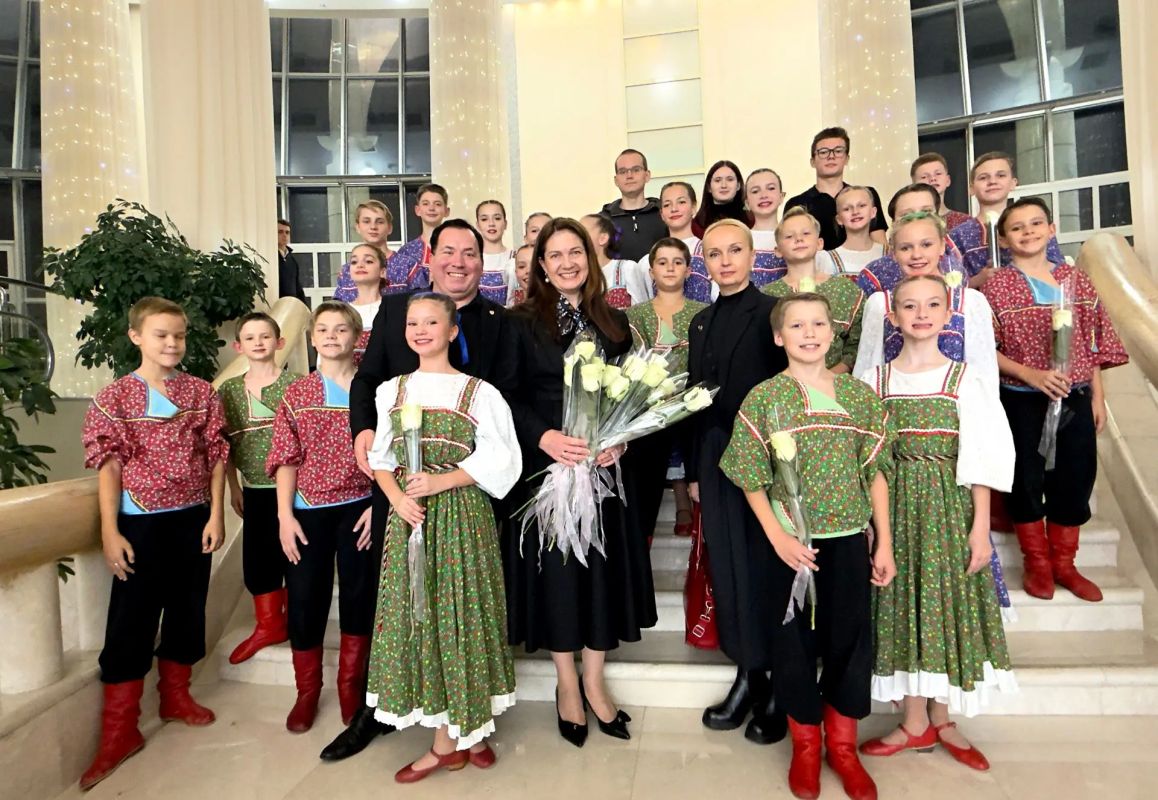 Накануне в Московском международном Доме музыки стартовал XXIII Международный фестиваль «Москва встречает друзей» под девизом «Свет милосердия»