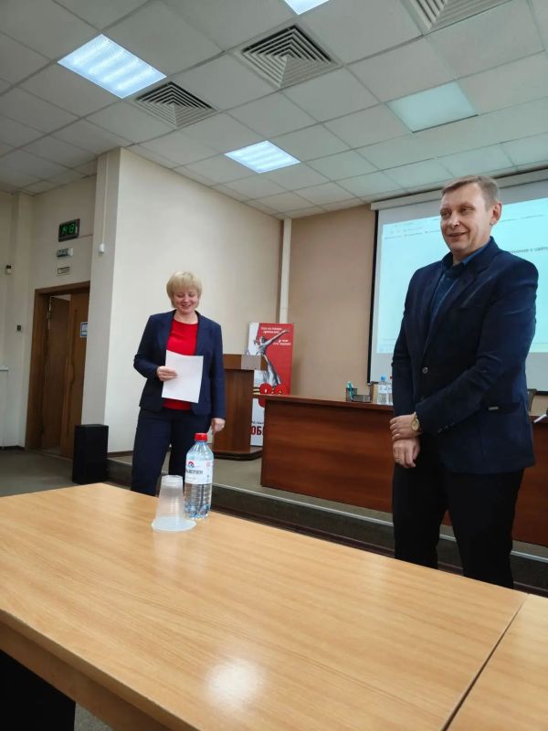 В УФК по Курской области прошло занятие по антикоррупционному просвещению