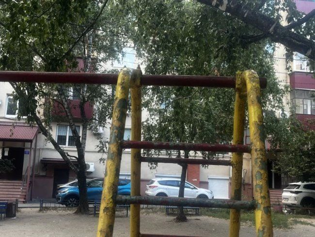 В Курской области найдут средства на установку детских площадок в 2027 году