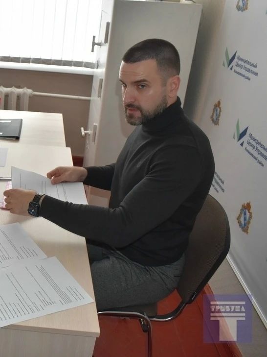 Сегодня в администрации Конышевского района состоялся выездной прием граждан по личным вопросам, который провёл Дмитрий Савин - министр градостроительной политики, имущественных и земельных отношений Курской области