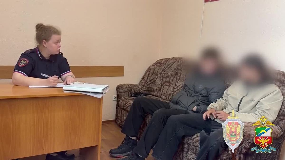 В Кузбассе правоохранители задержали двух школьников, подозреваемых в поджоге релейного шкафа