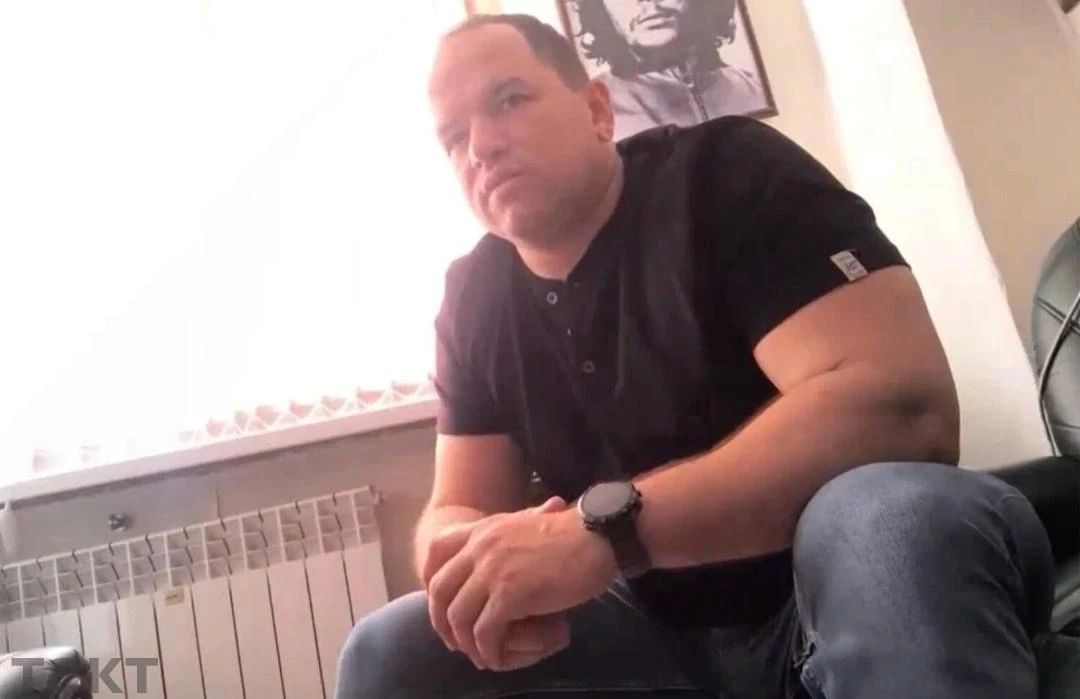 У курского блогера-инагента Романа Алехина прошли обыски