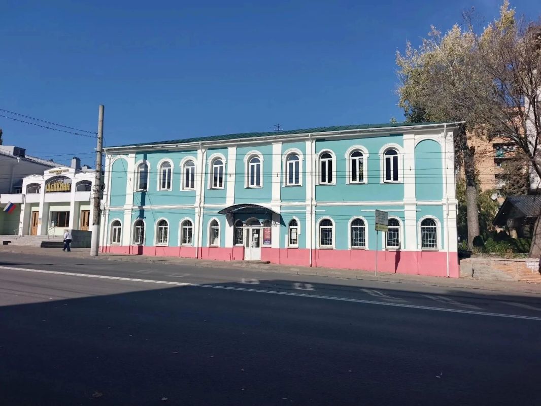 В Курске отреставрировали здание, где учился Брежнев
