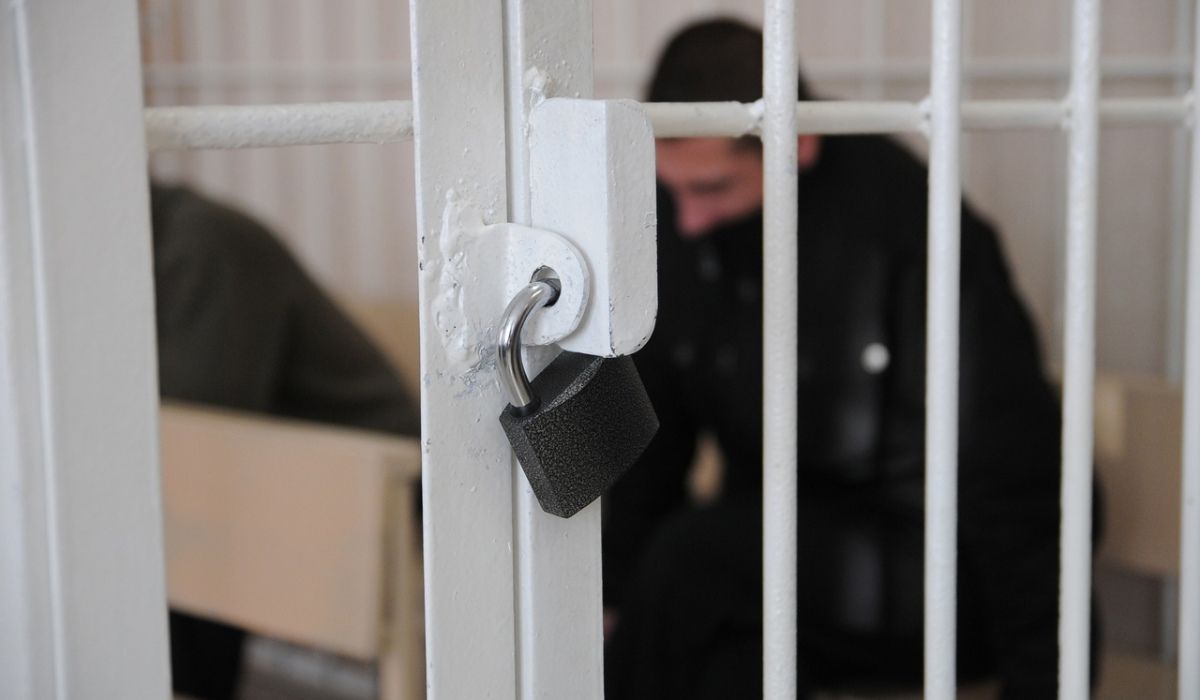 Житель Курска получил 3 года колонии строгого режима за серию краж товаров