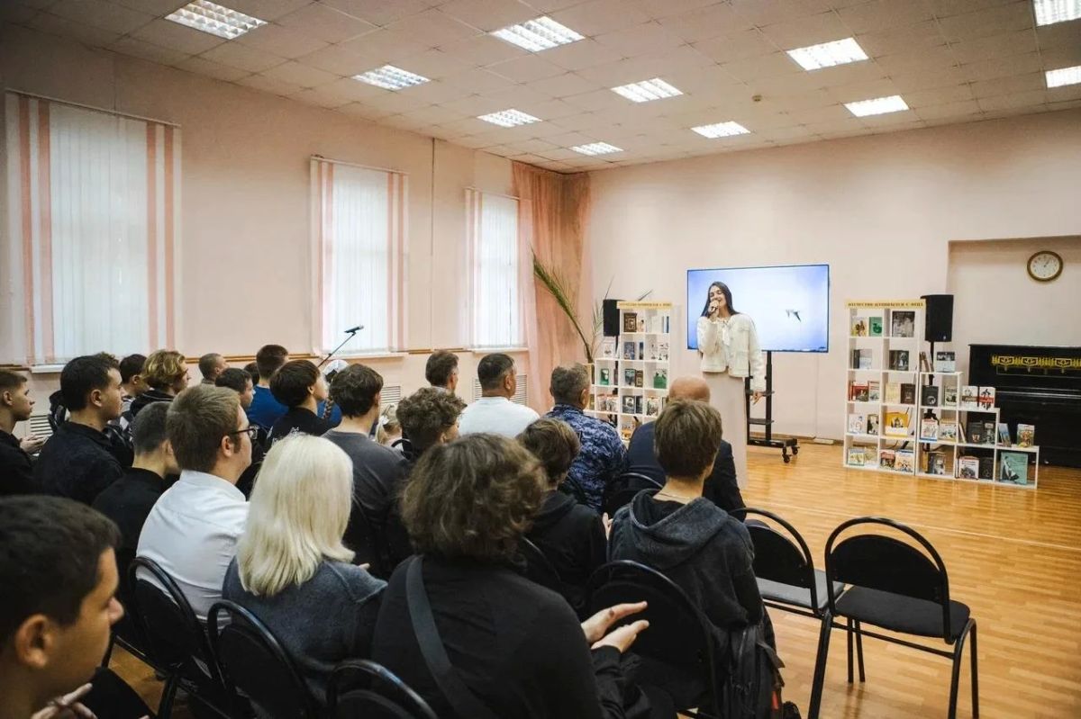 В Центральной городской библиотеке им. Ф. А. Семенова прошло мероприятие «Слово во славу отцов»
