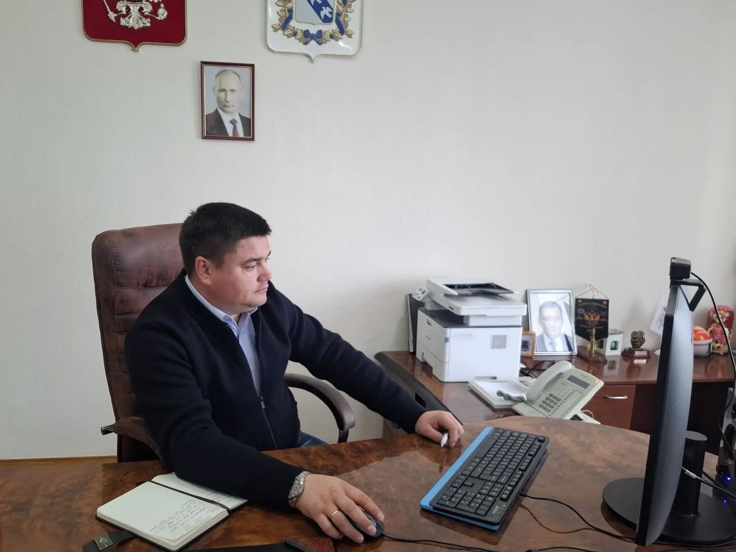 Николай Волобуев: Уважаемые жители Беловского района! Подписывайтесь на мою страницу в ВК — здесь актуальные новости и прямая связь со мной
