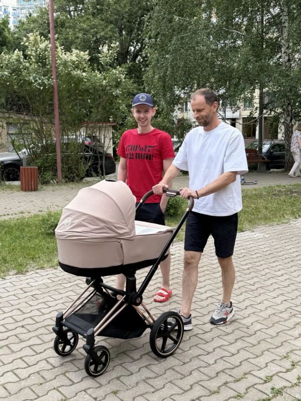 Екатерина Харченко: Сегодня мы отмечаем один из самых молодых и в то же время самых важных праздников в стране – День отца!