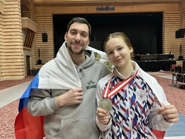 Рапиристка и тренер из Курска отправляются в Африку на юношеские Олимпийские игры