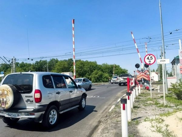 Железнодорожный переезд под Курском будет закрыт еще несколько дней
