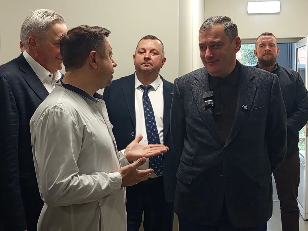 Капитальный ремонт поликлиники в Дмитриевской ЦРБ завершится 16 ноября