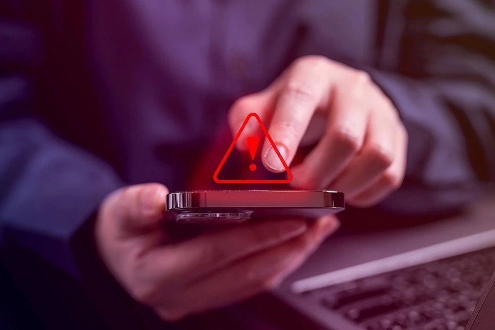 Фальшивые предписания о выявленных признаках нарушения соблюдения законодательства начали получать работодатели