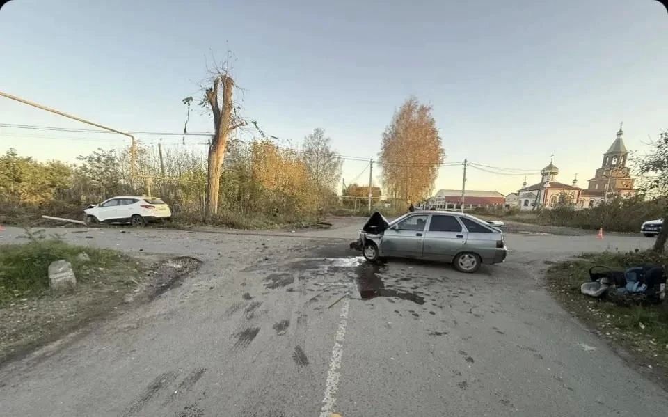 В Курске в ДТП пострадали 2 человека