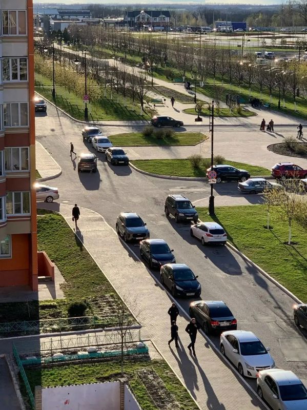Курские власти займутся системным решением проблемы нехватки парковок