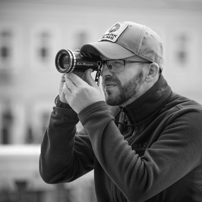 Режиссер фильмов об СВО Рубен Маншпайзер снимет картину про Курскую область