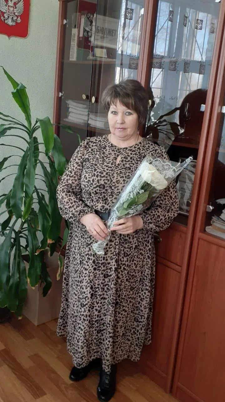 Сегодня свой день рождения отмечает глава Молотычевского сельсовета Ольга Кретова