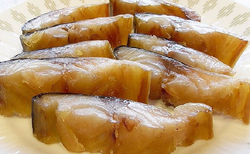 Скумбрия, как высококлассный деликатес: приготовьте балык в домашних условиях