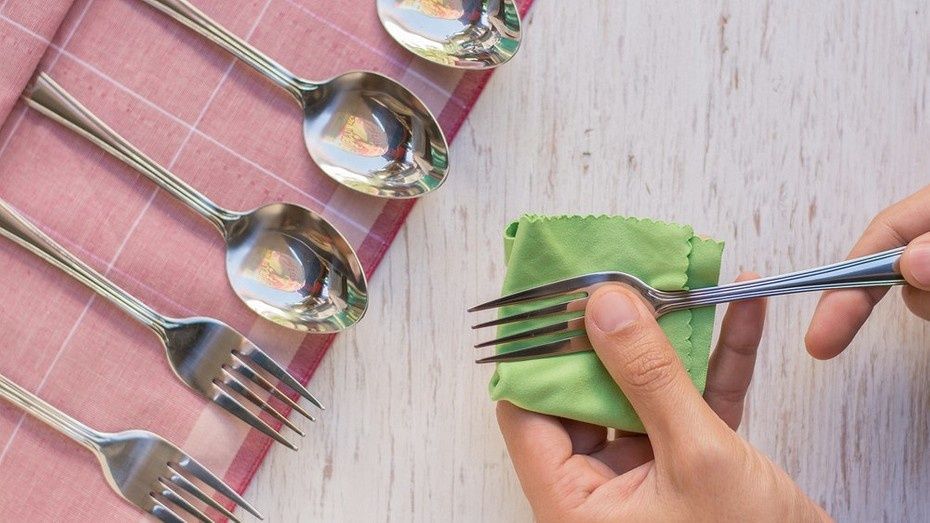 Как эффективно очистить серебро от потемнений: 7 проверенных методов