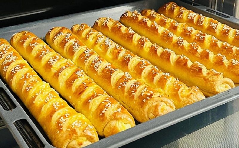 Пробуйте удивительную выпечку на сметане и молоке: секрет простоты и вкуса