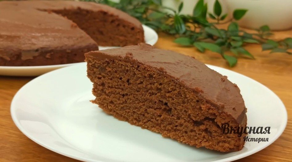 Нежный шоколадный пирог к чаю, который стоит попробовать
