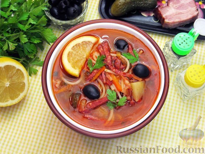 Супы для зимних праздников: лучшие рецепты на каждый день